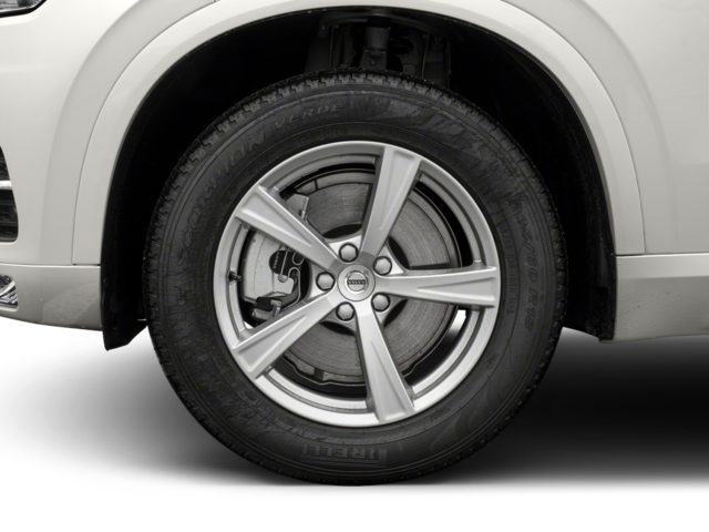 2018 Volvo XC90 T6 Momentum