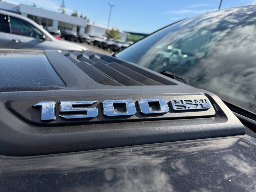 2022 RAM 1500 Laramie Crew Cab 4x4 5'7" Box