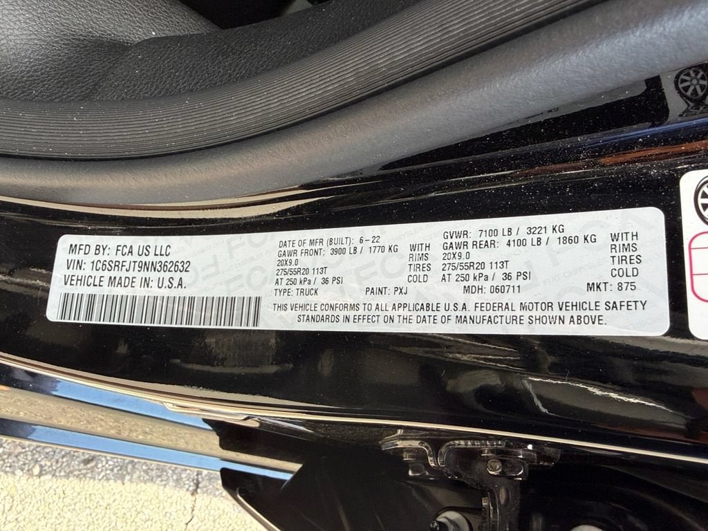 2022 RAM 1500 Laramie Crew Cab 4x4 5'7" Box