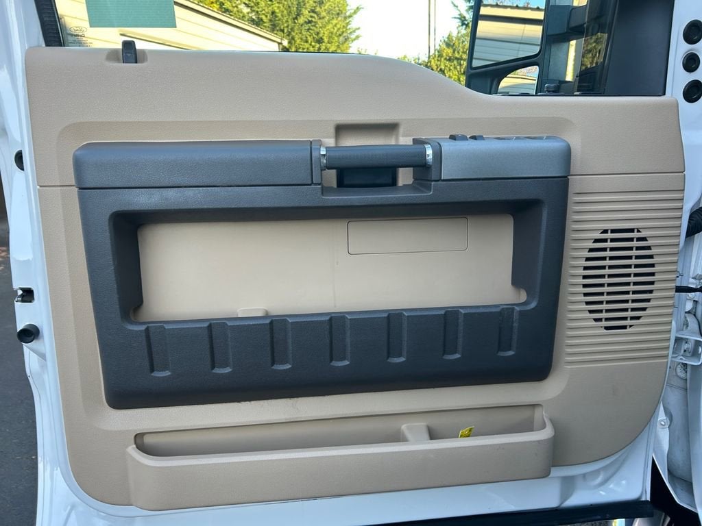 2016 Ford Super Duty F-350 DRW Lariat