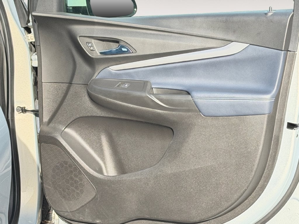 2022 Chevrolet Bolt EUV LT