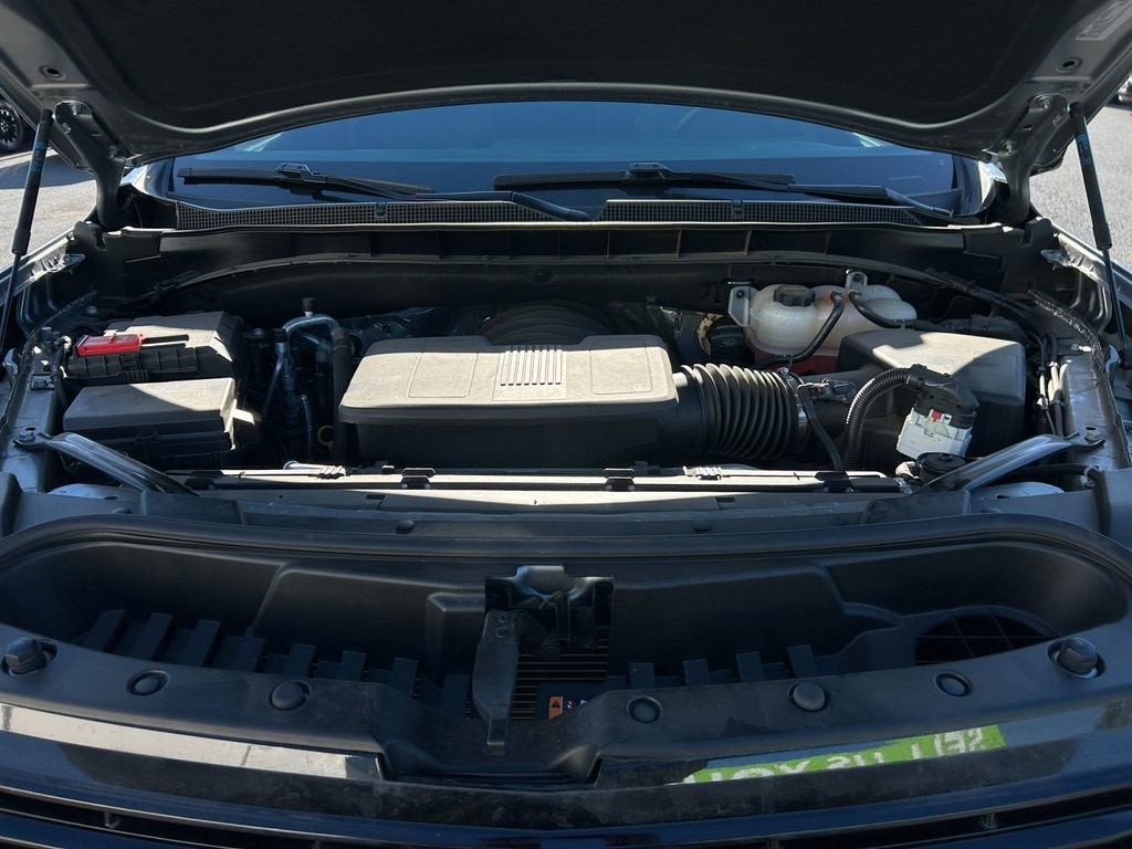 2025 Chevrolet Suburban RST