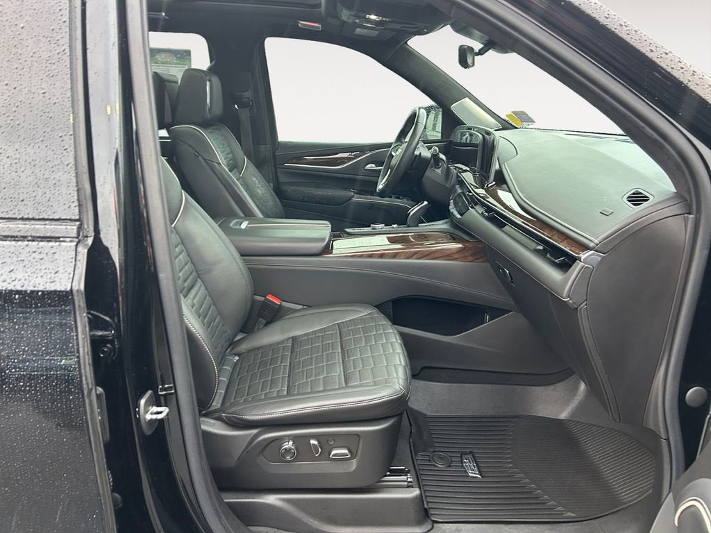 2021 Cadillac Escalade ESV Sport Platinum