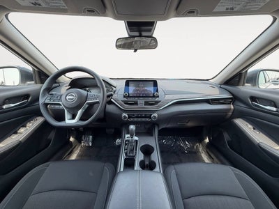 2025 Nissan Altima SV FWD