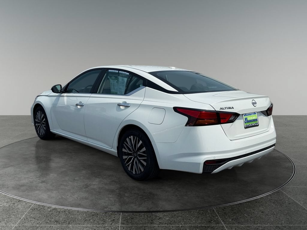 2025 Nissan Altima SV FWD