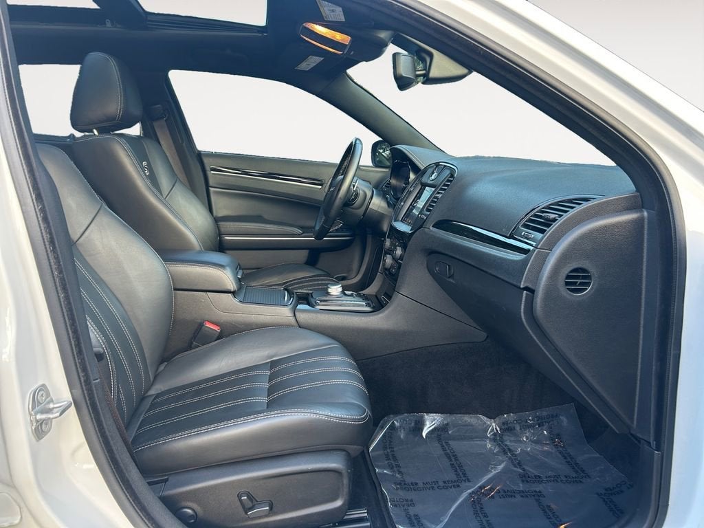 2022 Chrysler 300 300S