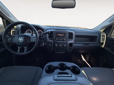 2017 RAM 2500 Tradesman Crew Cab 4x4 6'4" Box