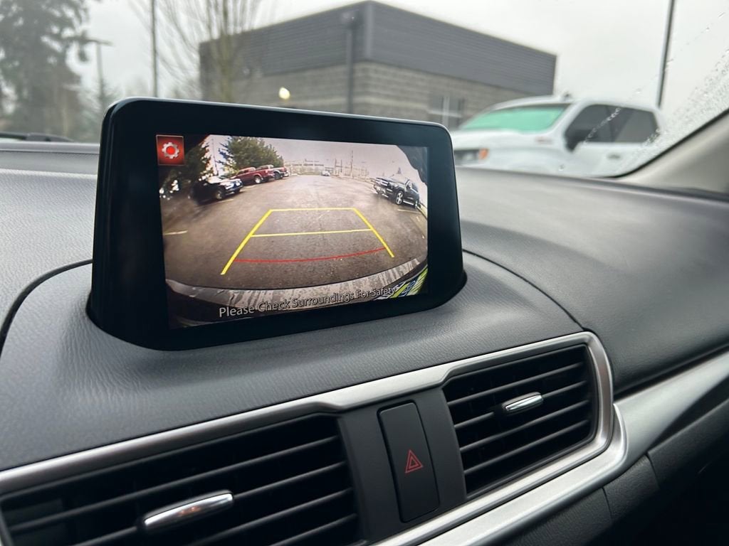 2018 Mazda Mazda3 5-Door Sport