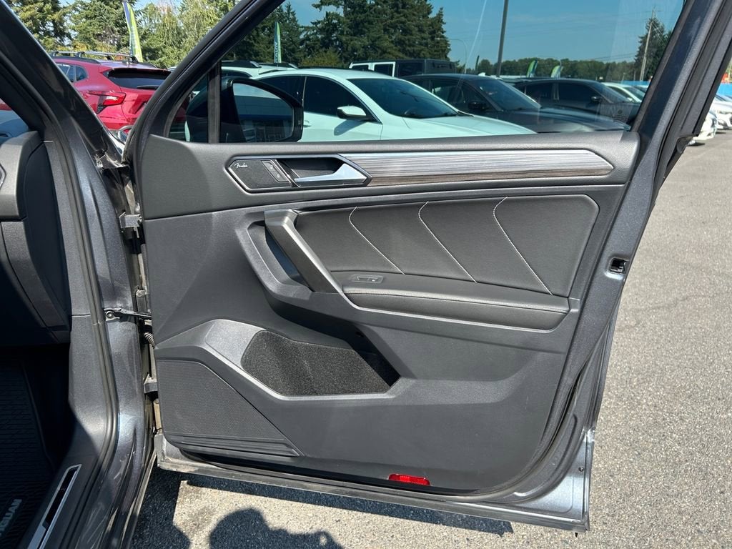 2022 Volkswagen Tiguan SEL R-Line