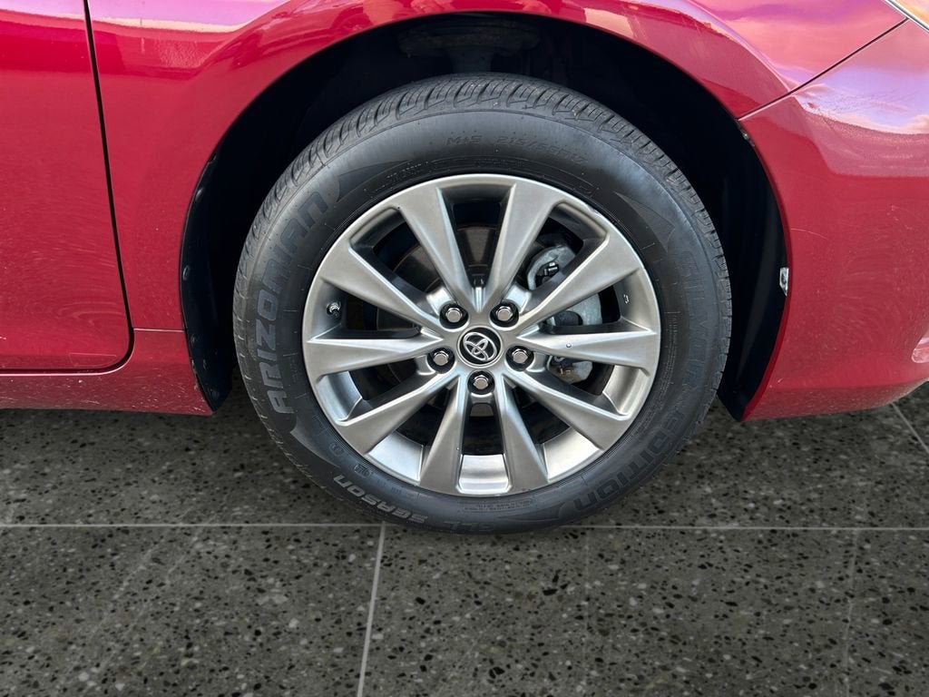 2017 Toyota Camry Hybrid LE