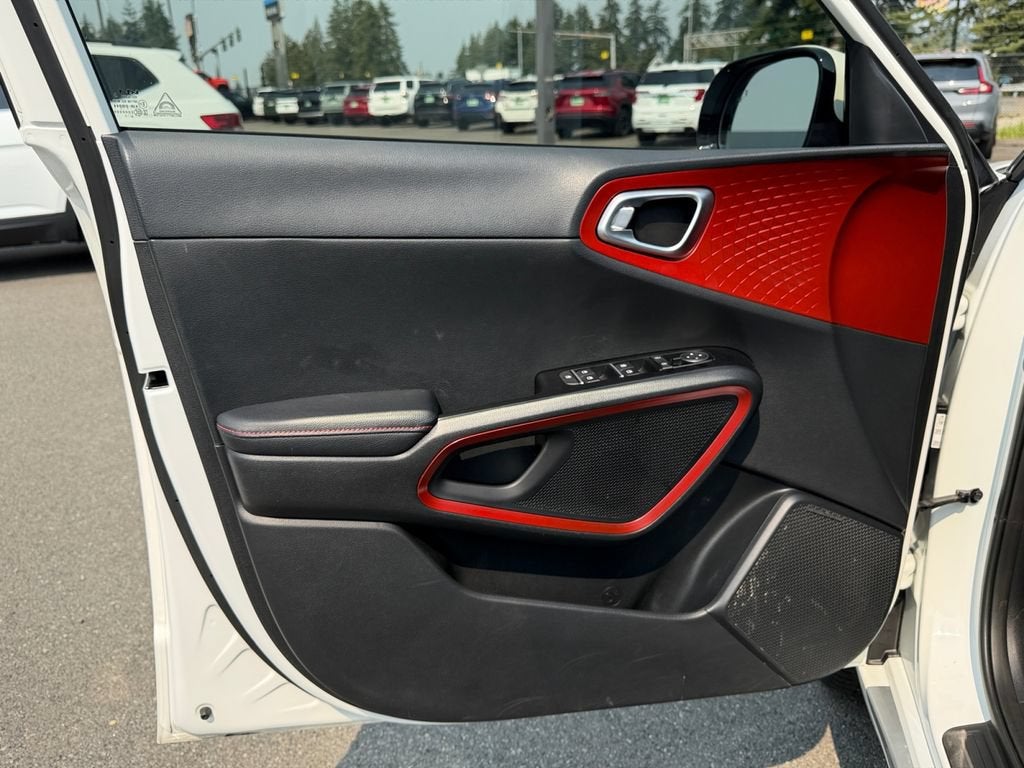 2023 Kia Soul GT-Line
