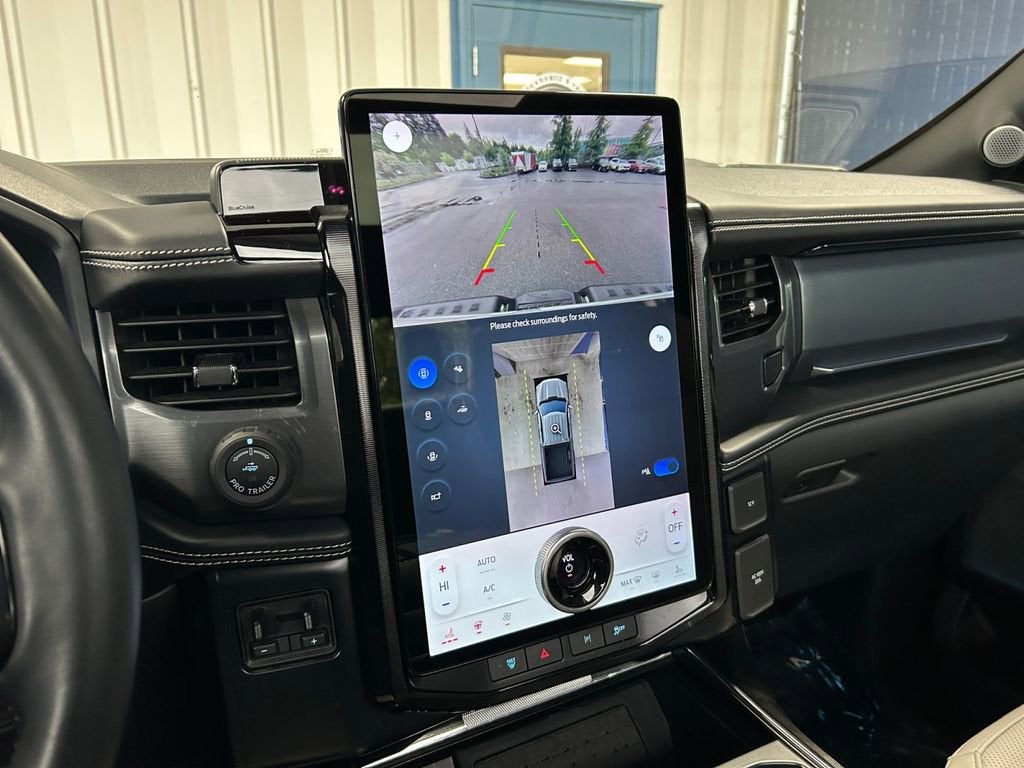2023 Ford F-150 Lightning Pro