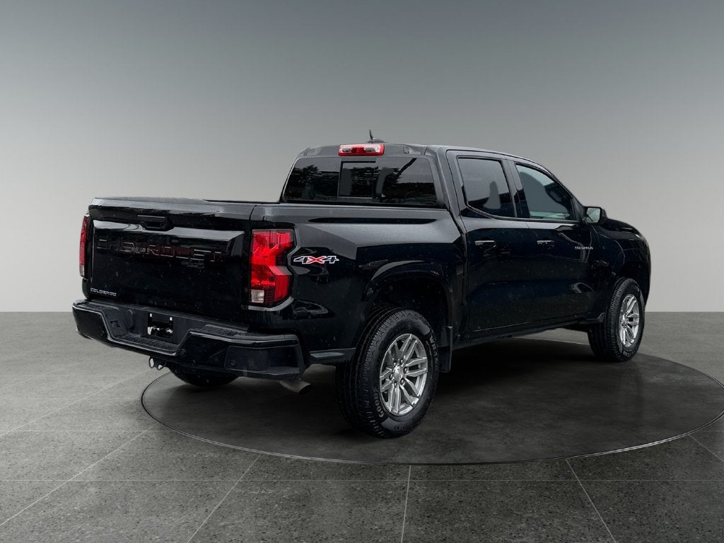 2025 Chevrolet Colorado WT/LT