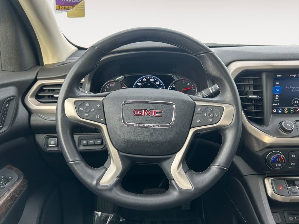 2022 GMC Acadia Denali