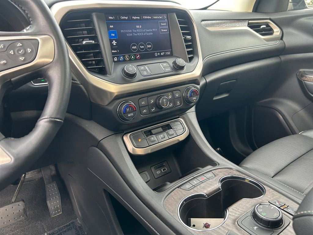 2022 GMC Acadia Denali