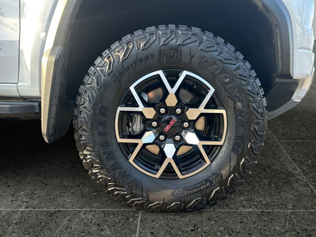 2024 GMC Canyon AT4X