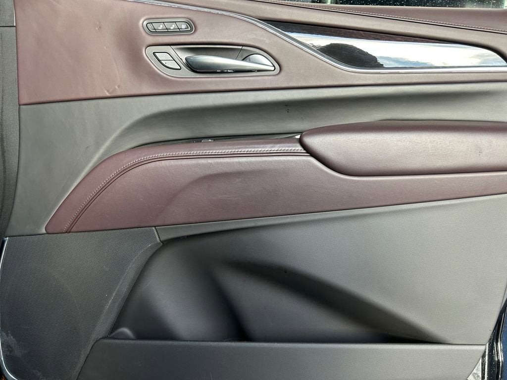 2022 Cadillac Escalade ESV Sport Platinum