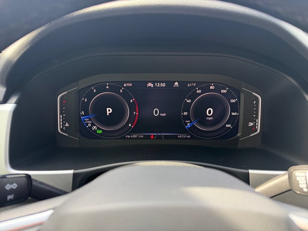 2023 Volkswagen Atlas Cross Sport 3.6L V6 SEL Premium R-Line