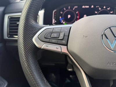 2023 Volkswagen Atlas Cross Sport 3.6L V6 SEL Premium R-Line