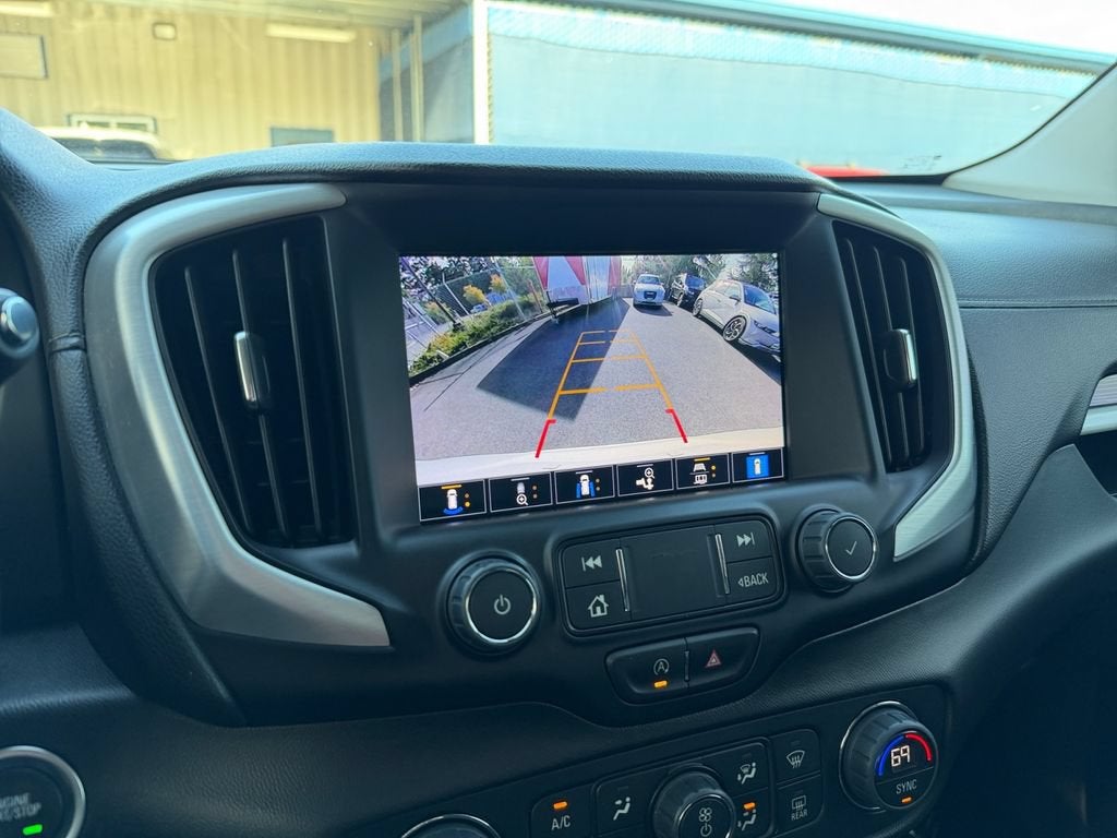 2022 GMC Terrain SLT