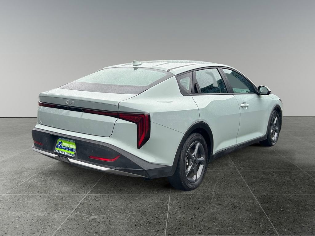 2025 Kia K4 LXS