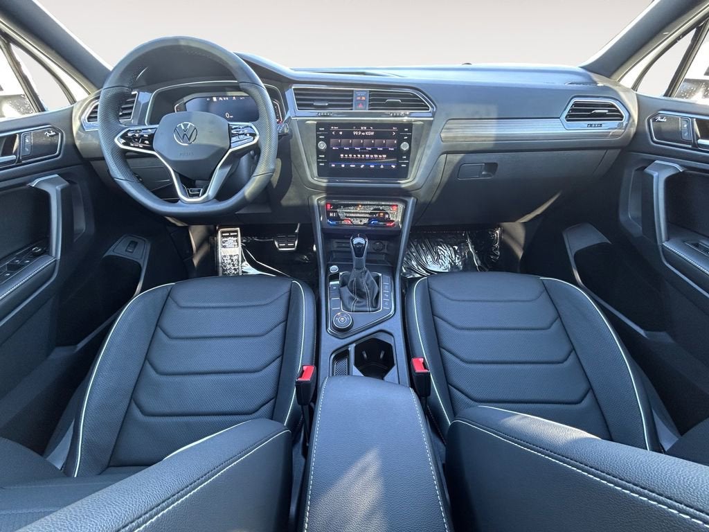 2024 Volkswagen Tiguan SEL R-Line