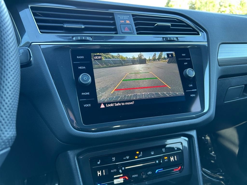 2024 Volkswagen Tiguan SEL R-Line