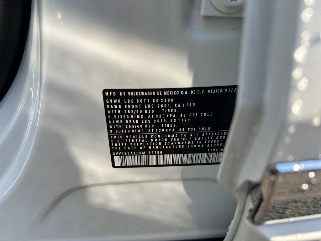 2024 Volkswagen Tiguan SEL R-Line