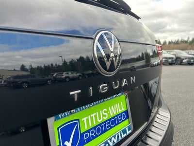 2023 Volkswagen Tiguan SE R-Line Black
