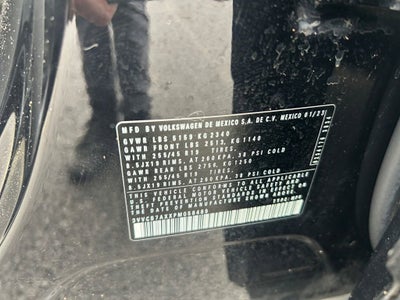 2023 Volkswagen Tiguan SE R-Line Black