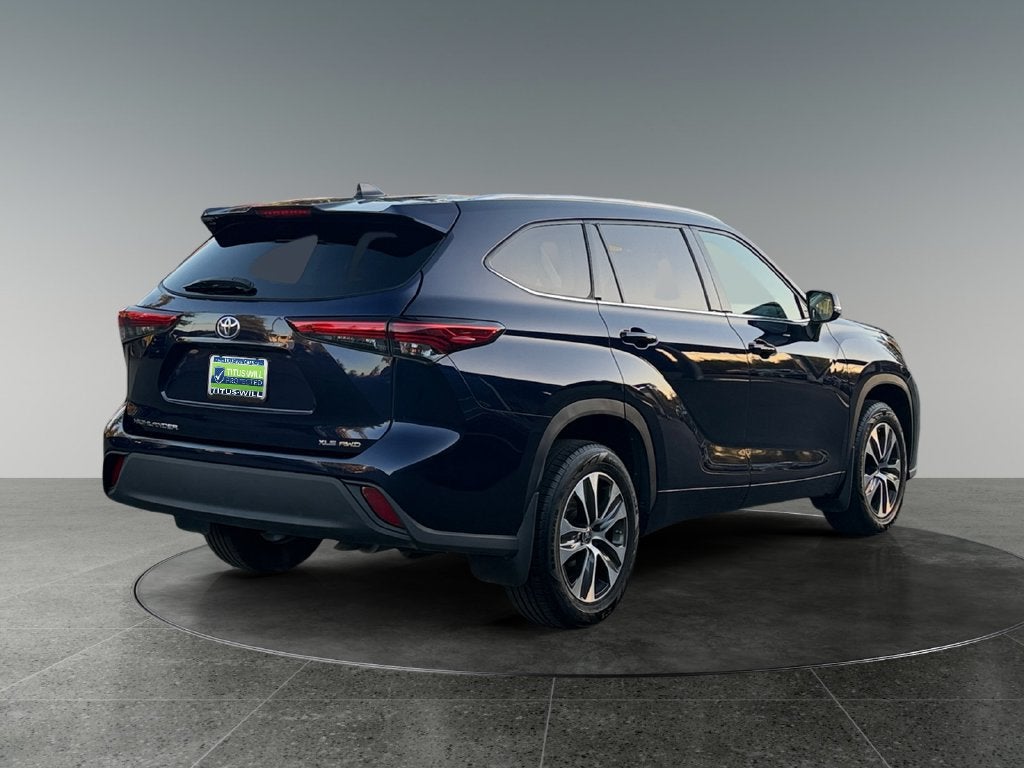 2021 Toyota Highlander XLE