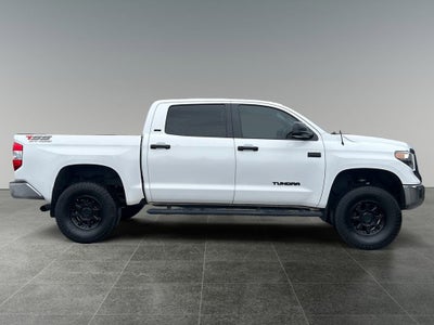 2018 Toyota Tundra 4WD SR5