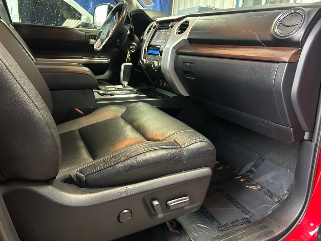 2019 Toyota Tundra 4WD SR5