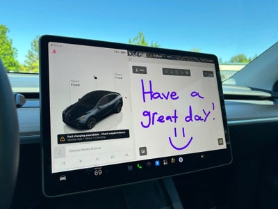 2024 Tesla Model Y Long Range
