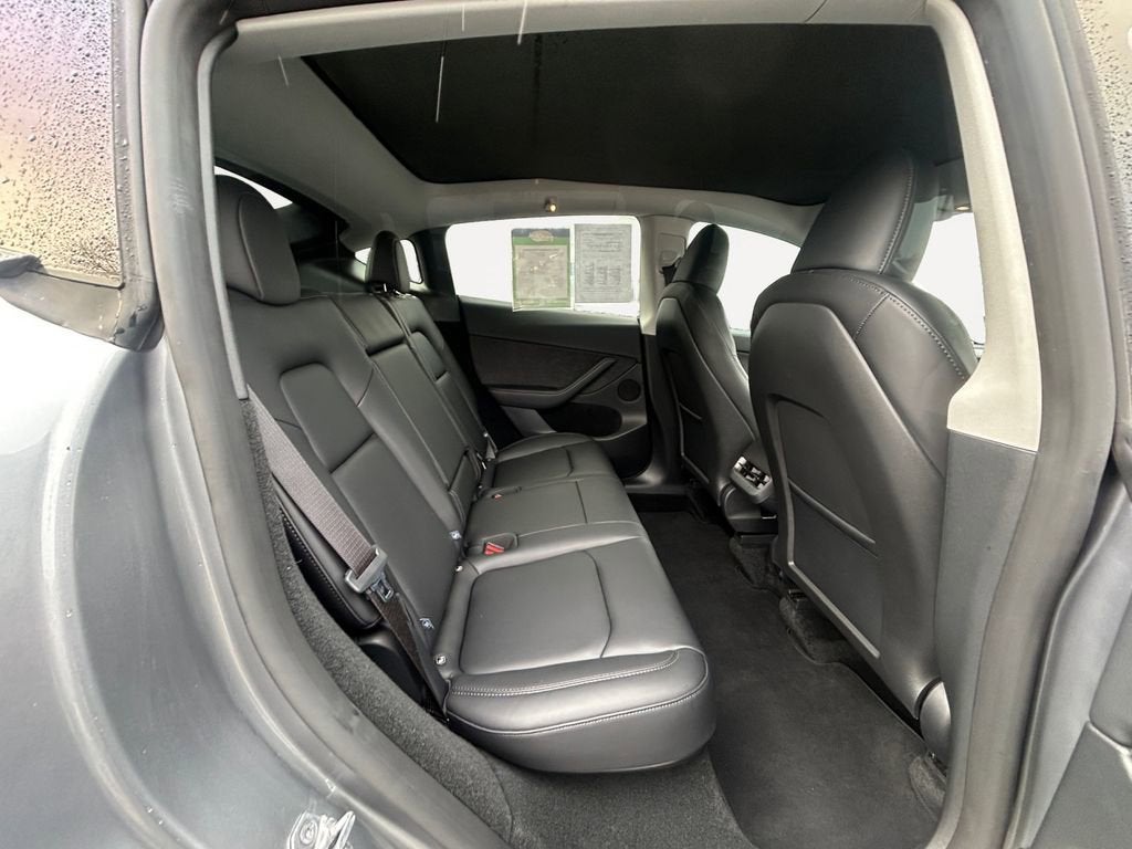 2025 Tesla Model Y Performance