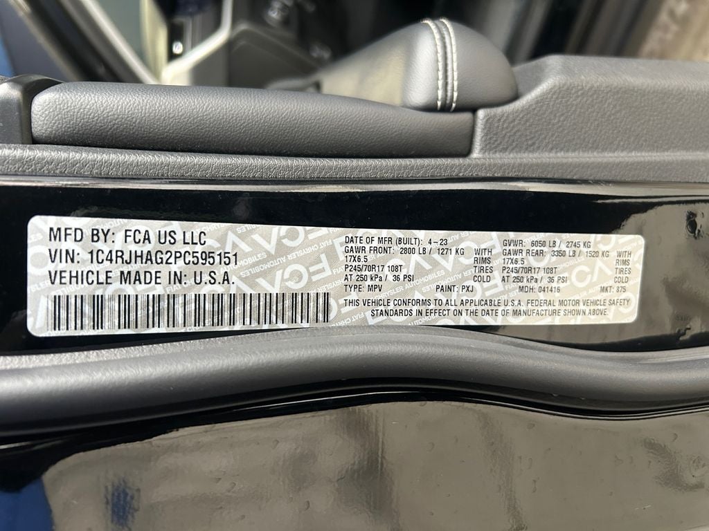 2023 Jeep Grand Cherokee Laredo