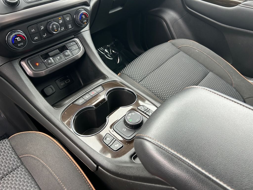 2020 GMC Acadia AT4