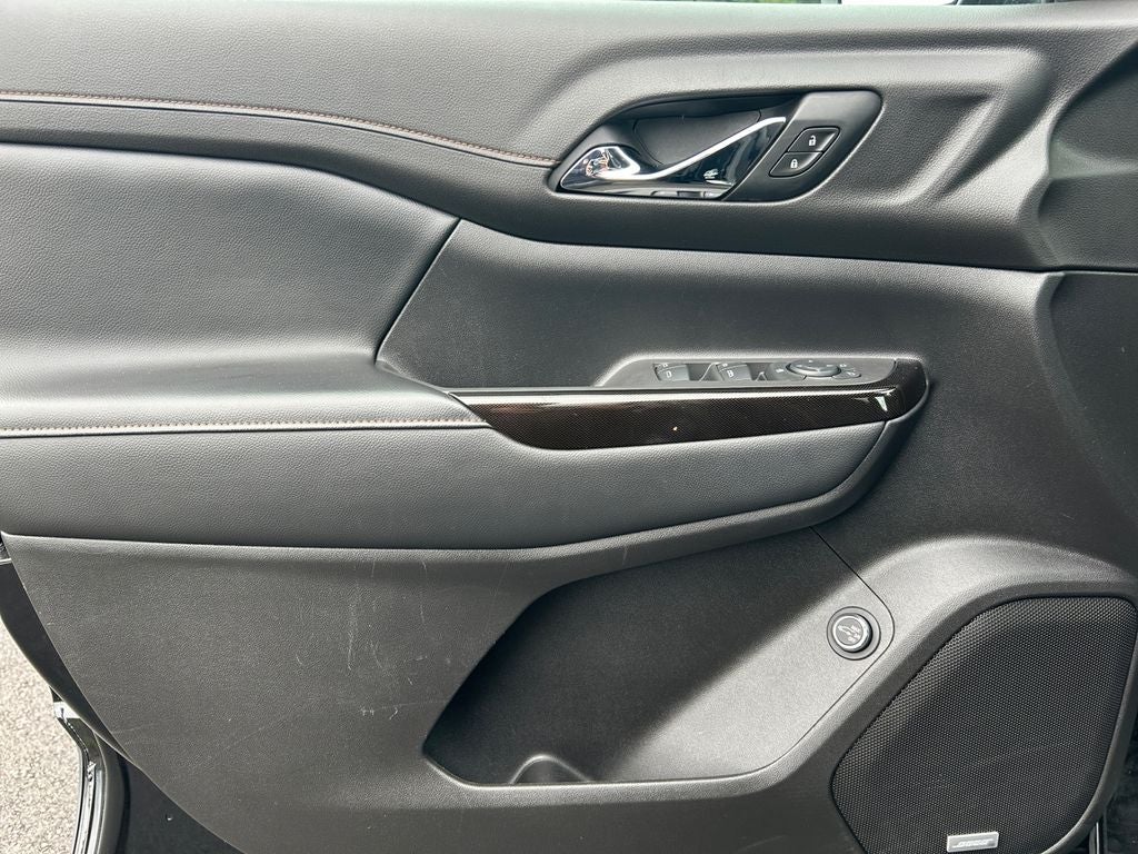 2020 GMC Acadia AT4