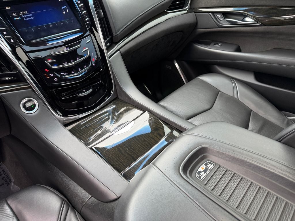 2018 Cadillac Escalade Platinum Edition