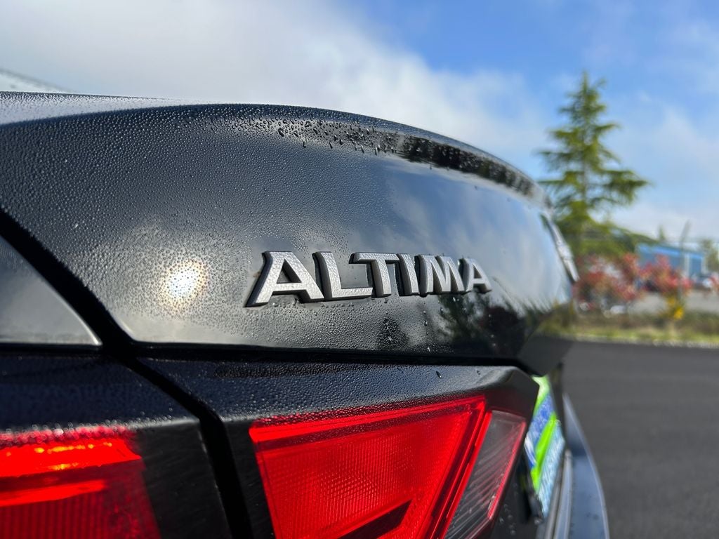 2025 Nissan Altima 2.5 SR