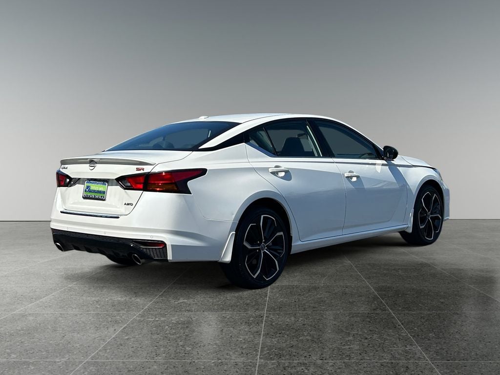 2023 Nissan Altima 2.5 SR