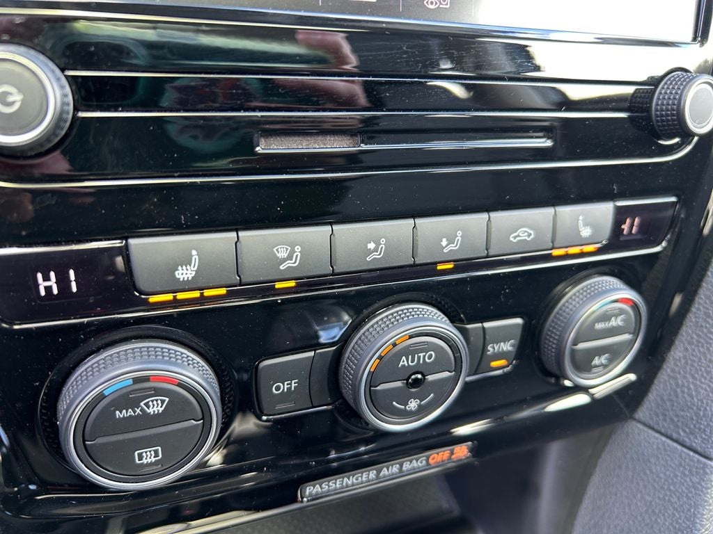 2021 Volkswagen Passat 2.0T SE