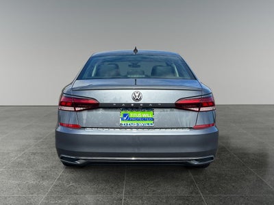 2021 Volkswagen Passat 2.0T SE