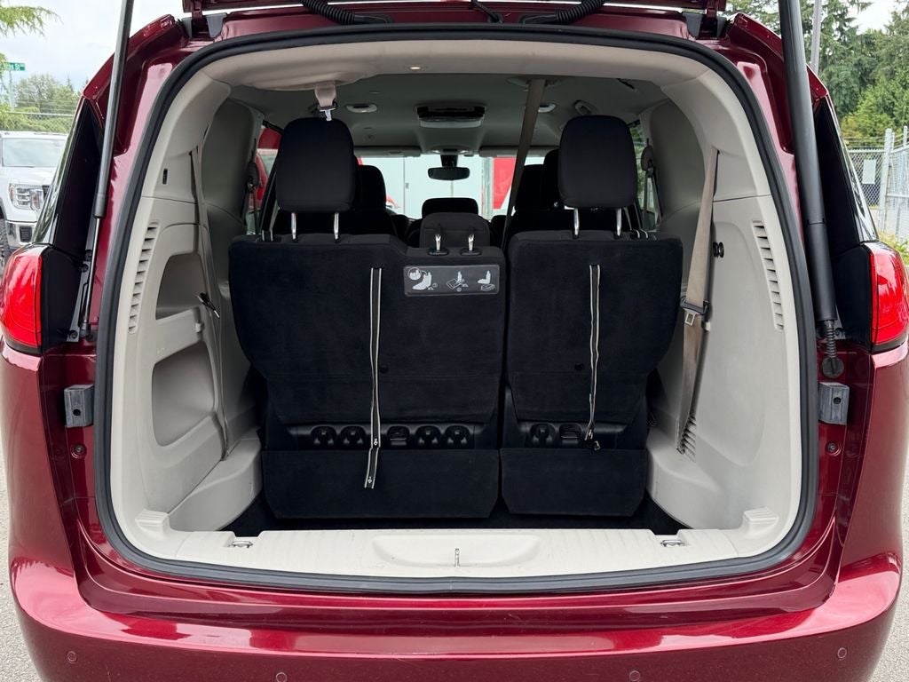 2018 Chrysler Pacifica Touring Plus