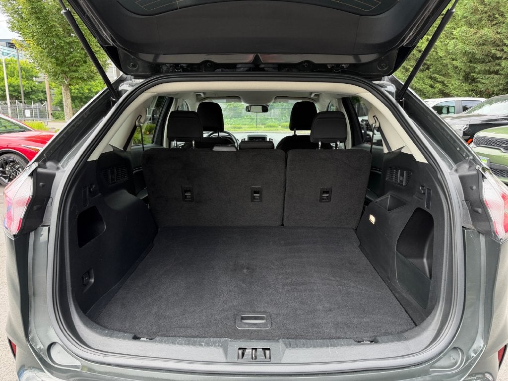 2024 Ford Edge SE