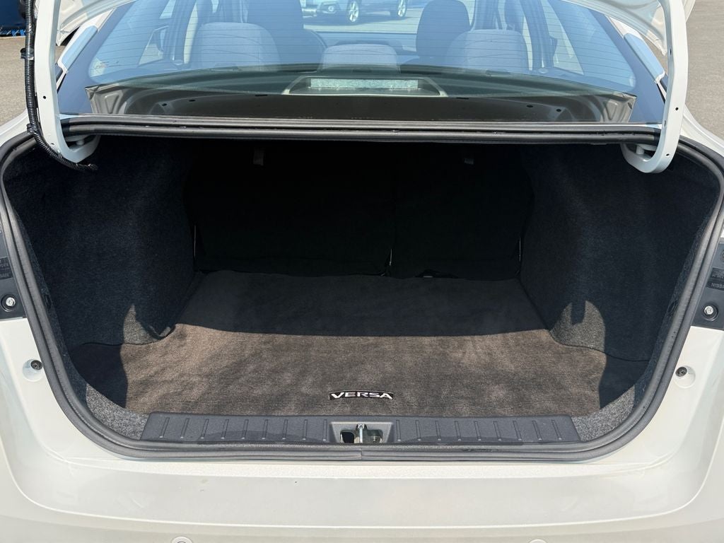 2024 Nissan Versa 1.6 SV