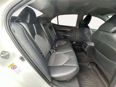 2019 Toyota Camry Hybrid SE