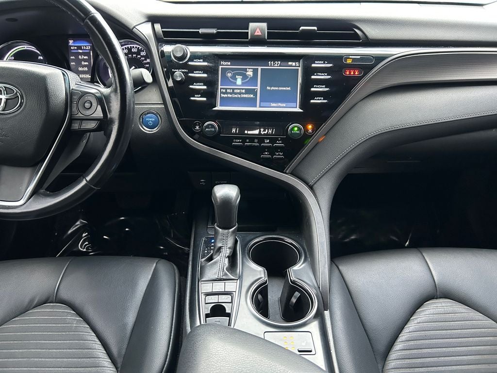2019 Toyota Camry Hybrid SE