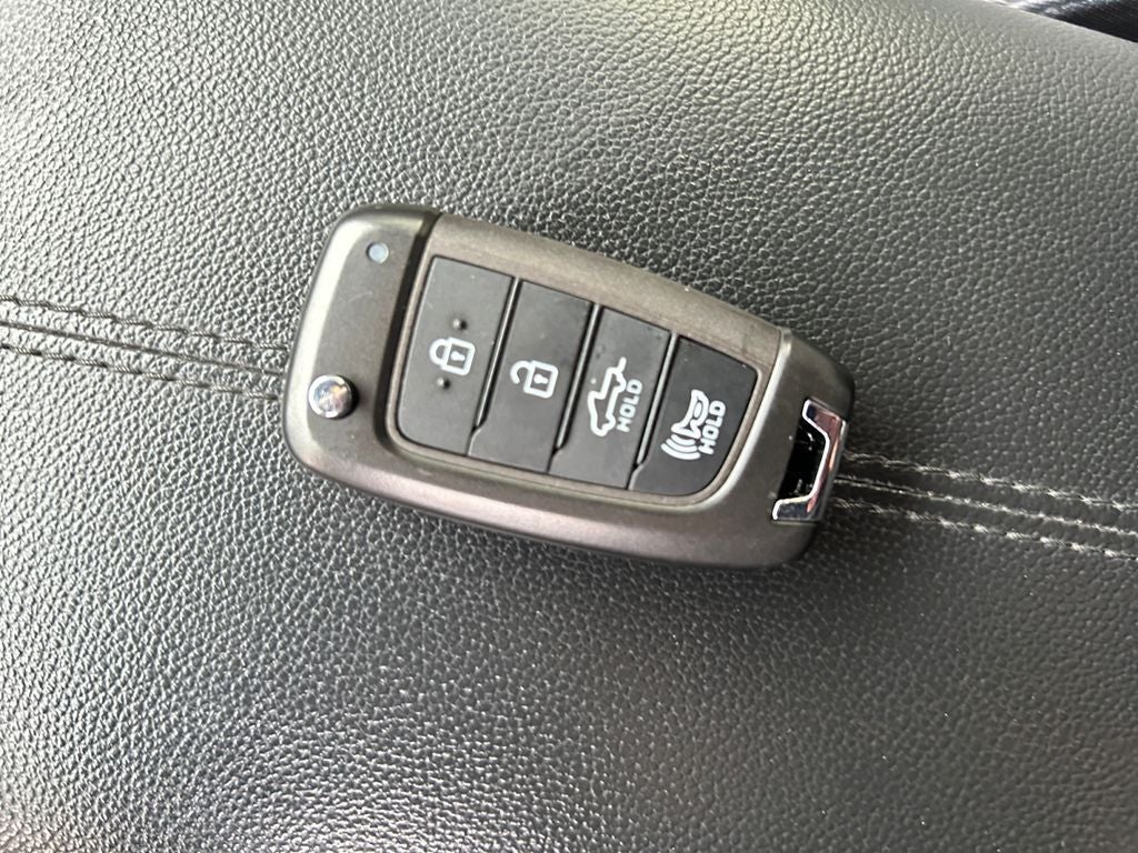 2024 Hyundai Santa Cruz SE