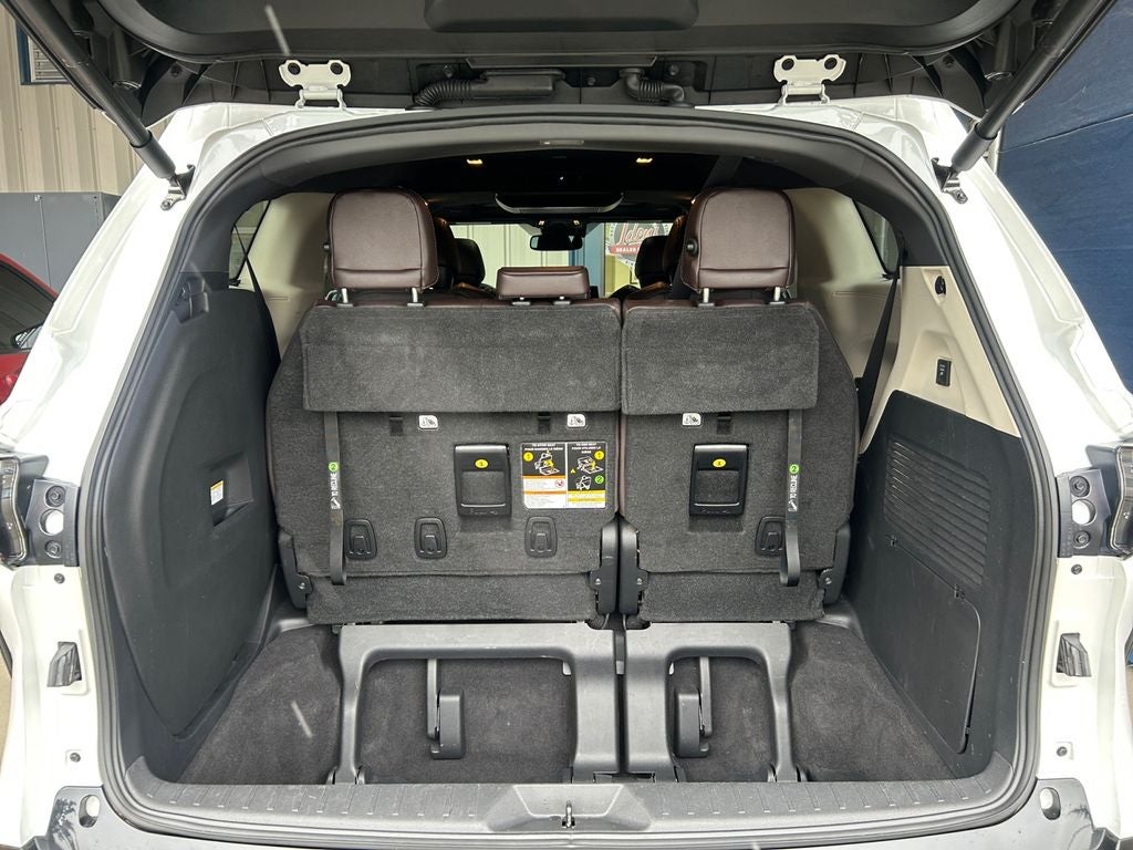 2022 Toyota Sienna Platinum 7 Passenger